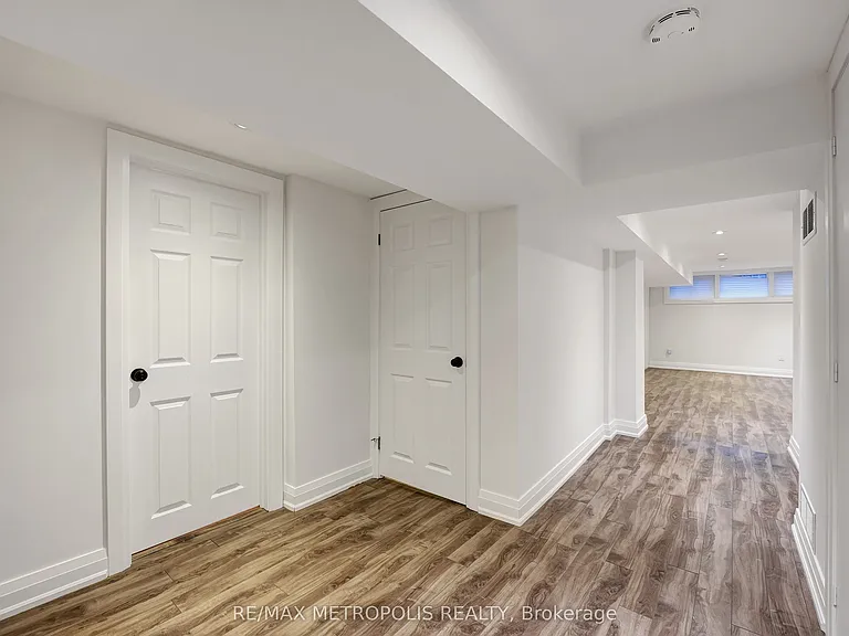 268 Penn Ave #BASEMENT — Photo 9