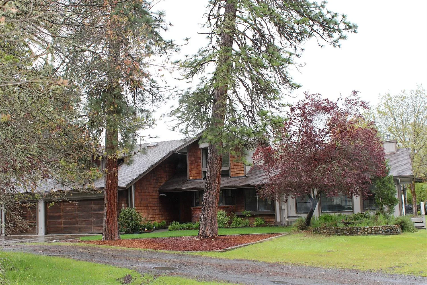 437 Hidden Acres Dr photo 1