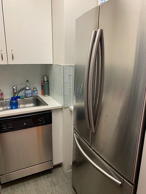 1st image of 330 E 38th St APT 10I