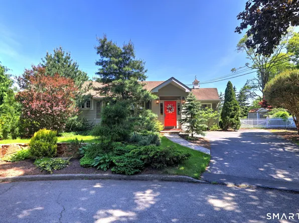 44 Knollwood Road, Milford, CT 06460