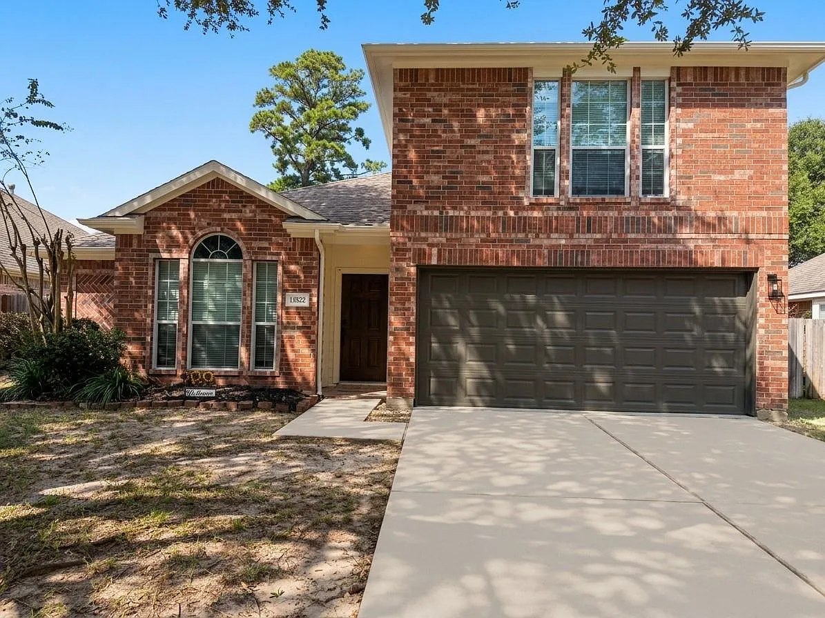 3 bed, 2.5 bath, 1659 sqft, $1,950 — Photo 1