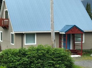 2 Saddle Point Dr, Cordova, AK 99574