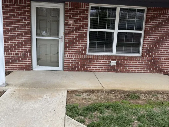 Newbury Pointe Apartments, 501 Hammond Dr #0542ed048, Edinburgh, IN 46124