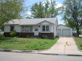 2427 W Wildwood Ln, Wichita, KS 67217