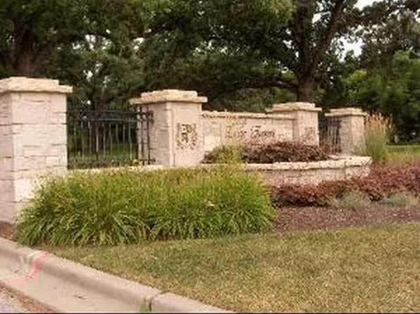 21433 S Redwood Ln #199, Shorewood, IL 60404