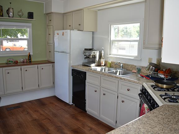 3rd image of 6800 S 6th St Unit 68