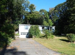 7 E Hayes Rd, East Hampton, CT 06424