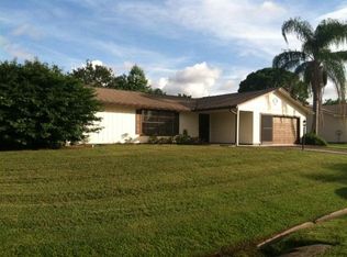 1498 SE Merion Ct, Pt Saint Lucie, FL 34953
