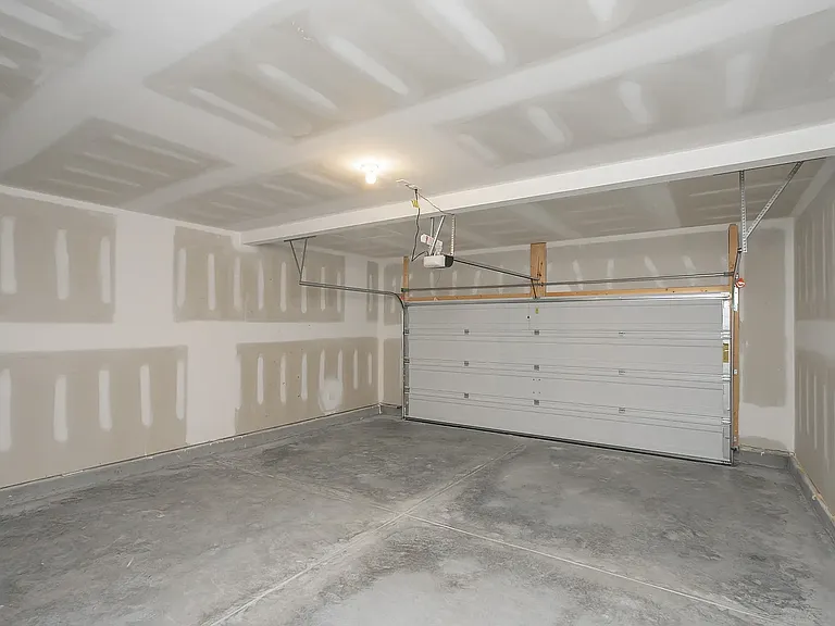 5401 Zinnia Ln E — Photo 37