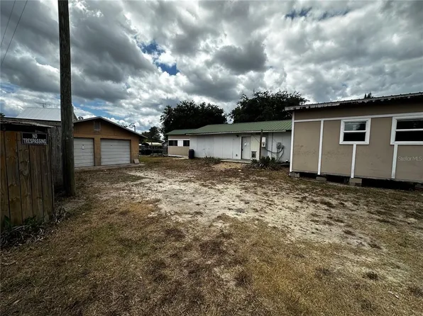 18720 NE 238th Ct, Fort Mc Coy, FL 32134