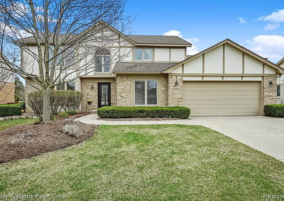 1346 Arbor Creek Dr