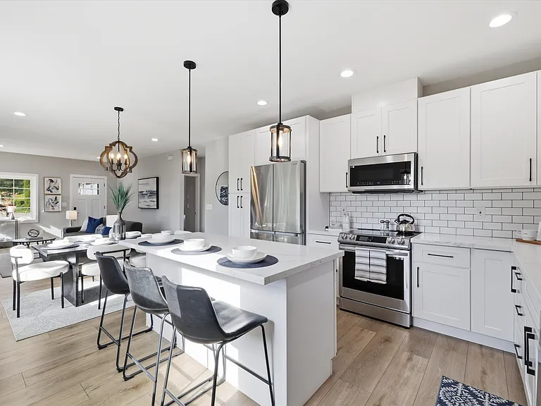 1113 S Pearl St — Photo 11