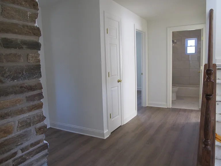 410 Trinity Ave — Photo 7