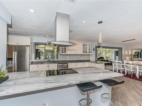 4th image of 1629 Flagstone Ct