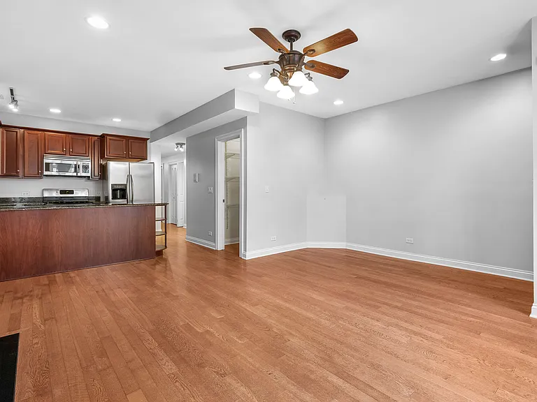 2728 W Cortez St #1 — Photo 7