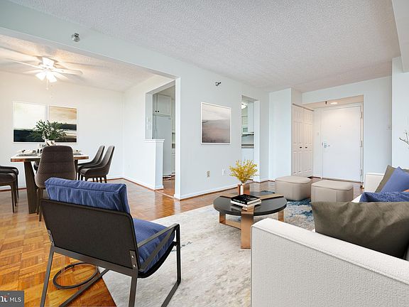 3rd image of 7401 Westlake Ter APT 1516