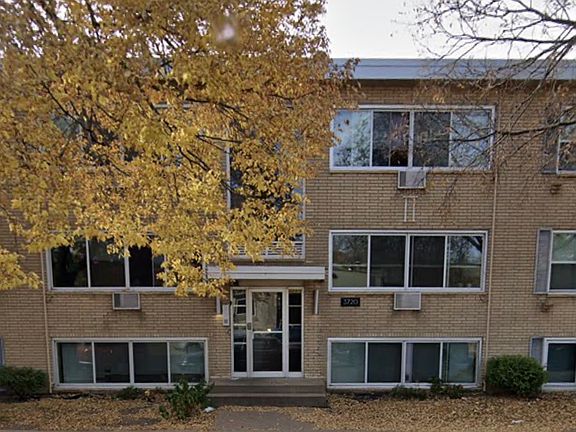 5th image of 3720 Minnehaha Ave S #15