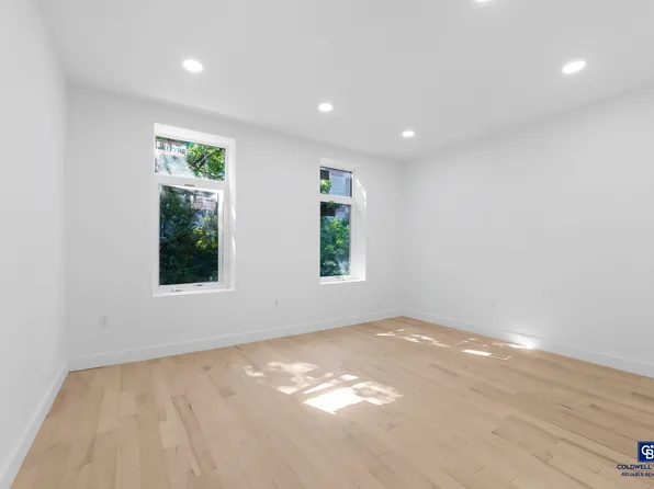 515 1/2 East 118th Street image 3 of 22