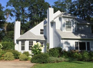47 Meadows St E, Sag Harbor, NY 11963