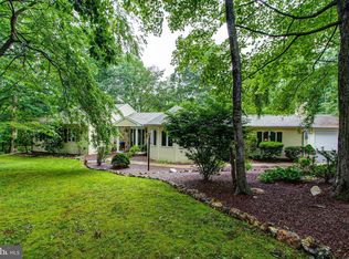 7 Acorn Dr, Bechtelsville, PA 19505