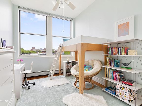 5th image of 438 12th St APT 3C