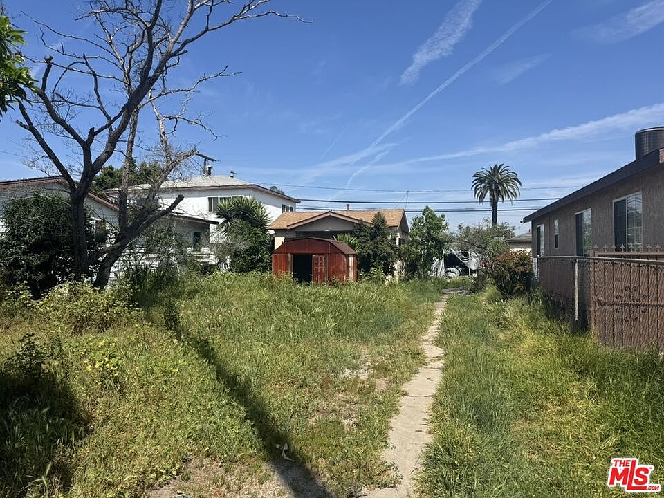 2nd image of 1433 W 96th St