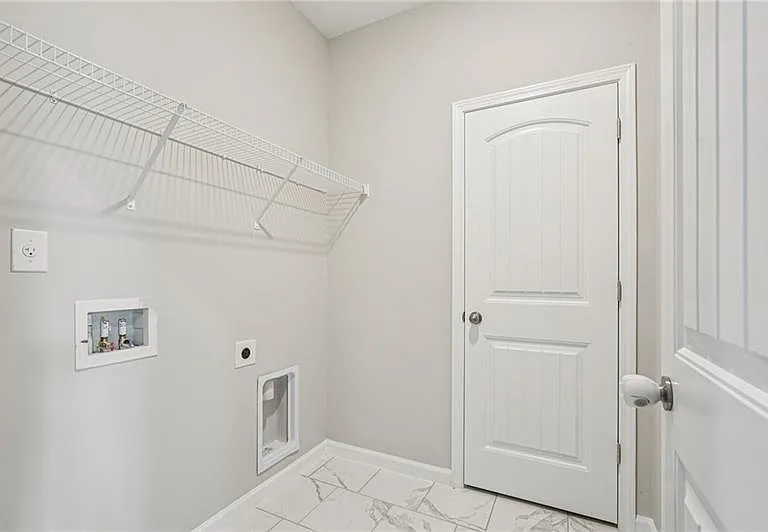 741 Topsail Ln — Photo 42