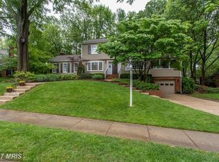 1005 Danton Ln, Alexandria, VA 22308