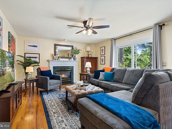 4th image of 101 Cannon Cir