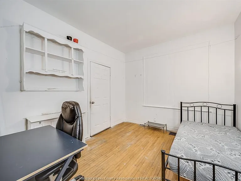 494 Rankin Ave — Photo 16