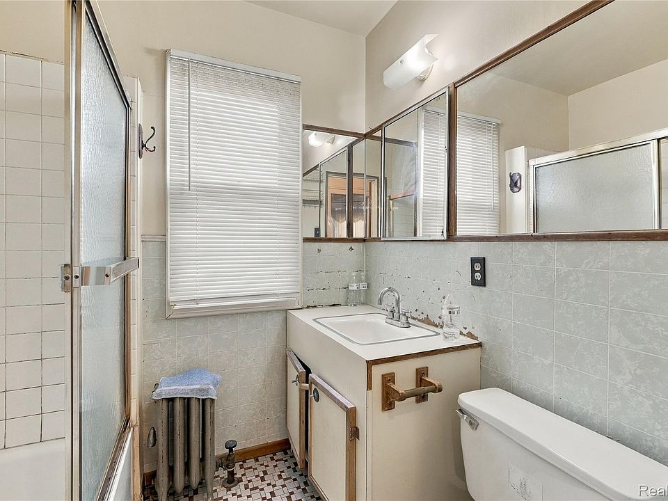 2925 Burnside St, photo 10
