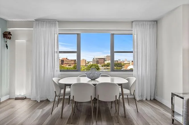 8 Whittier Pl #9J — Photo 12