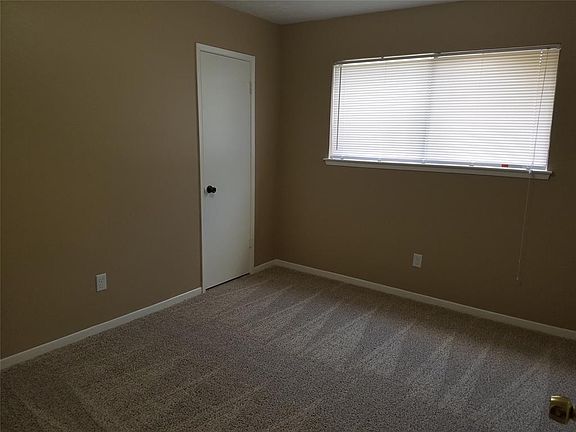 4th image of 2806 Cotton Stock Dr