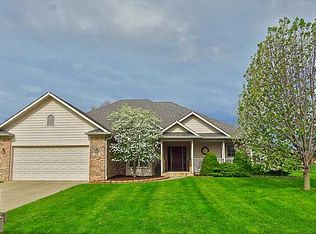 1288 N Manchester Dr, Greenfield, IN 46140
