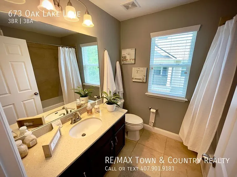 673 Oak Lake Ln — Photo 17