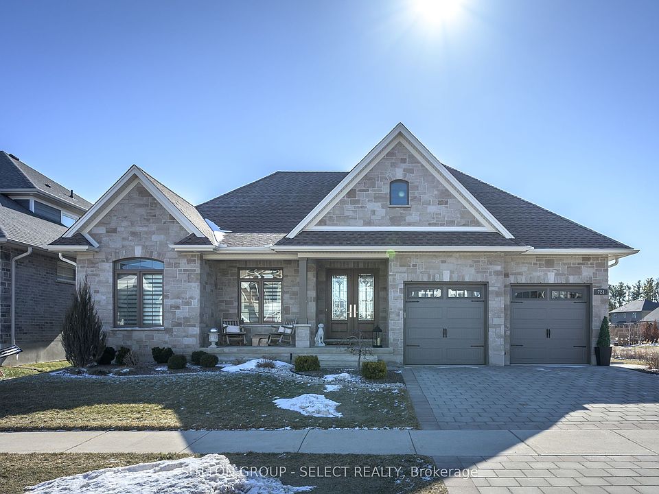 1st image of 723 Pondhaven Rd