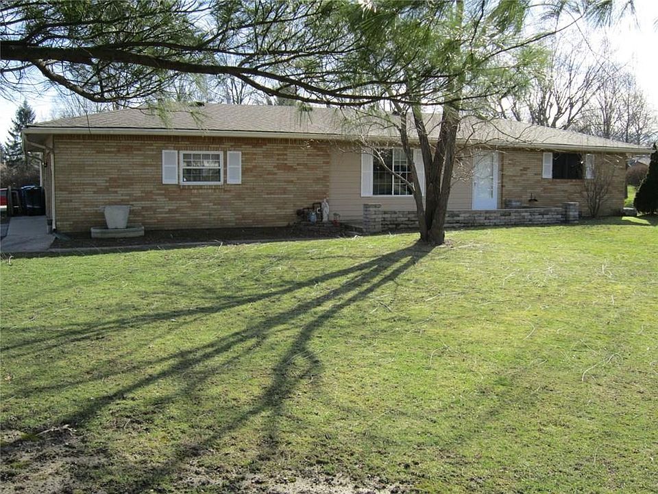 1st image of 8707 W 10th St