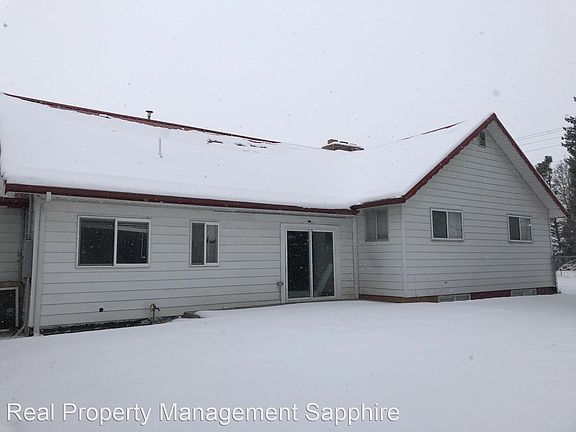 5th image of 457 Willoughby Ln