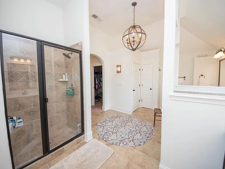 270 Savannah Dr — Photo 16