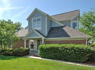 46 Ione Dr UNIT A, South Elgin, IL 60177