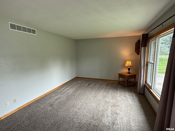 3rd image of 309 E Conrey St