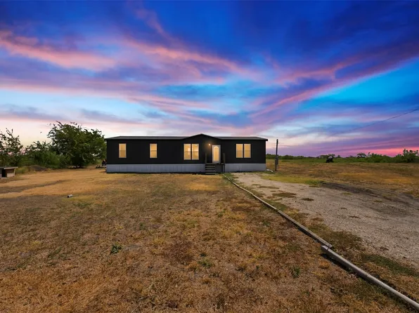 3208 NE County Road 200, Powell, TX 75153