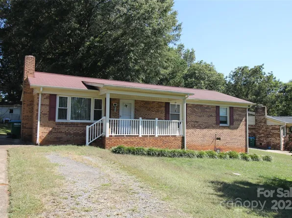 207 Arc St, Bessemer City, NC 28016