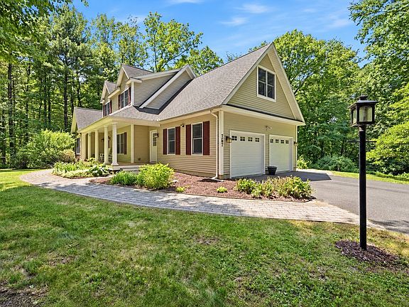 2nd image of 757 Park Hill Rd