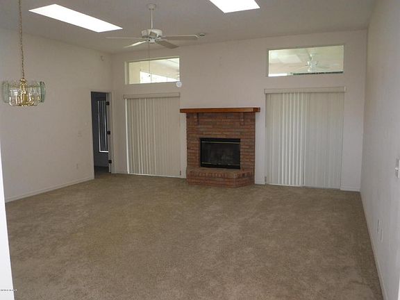 3rd image of 1371 S Wembley Cir