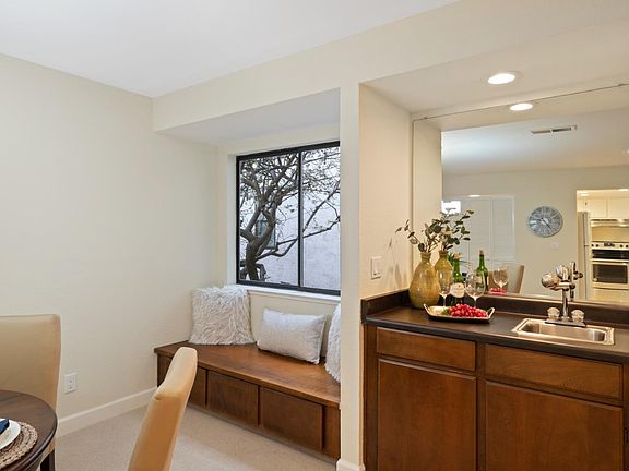 5th image of 701 San Conrado Ter Unit 1