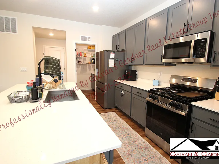 9803 Blaurock Dr — Photo 10