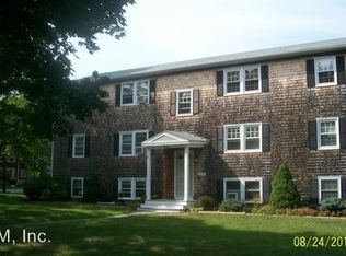 22 Beacon Ave APT 6, Newburyport, MA 01950