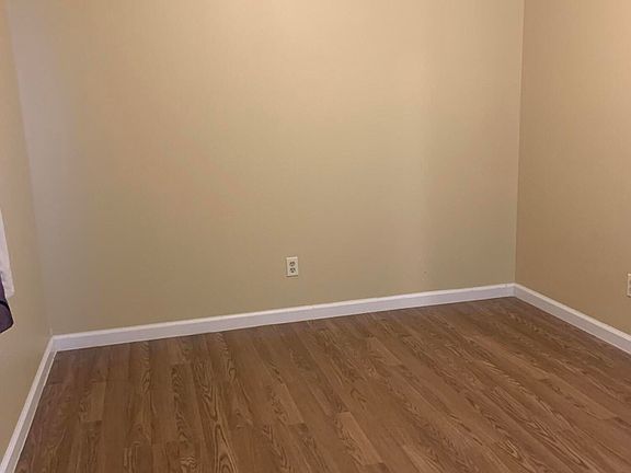 5th image of 2801 Griffiths Ave