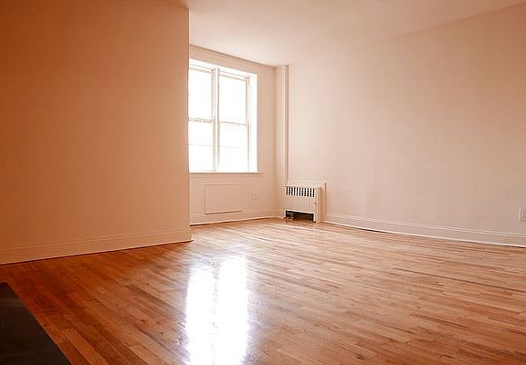 5th image of 51 W 84th St APT 4B